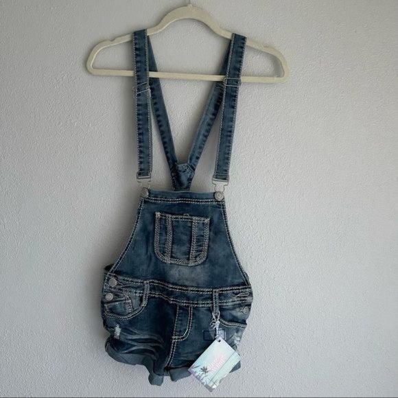 Almost Famous Denim Short Overalls Size 3 - Picture 1 of 10